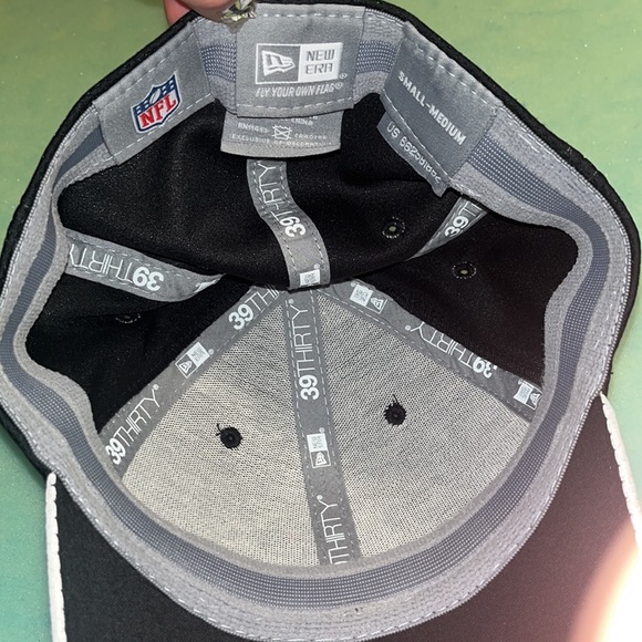 Baltimore Ravens Hat - Picture 3 of 3